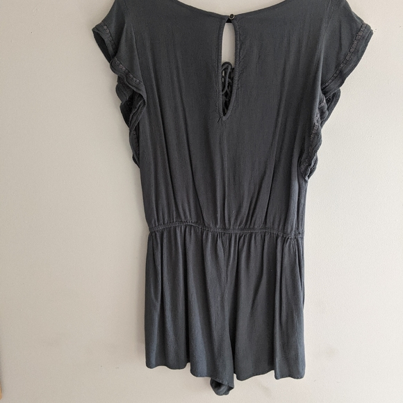American Eagle Outfitters romper - Picture 3 of 7